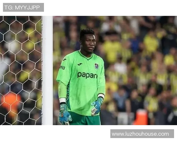 当红足球巨星惨遭网友恶搞引发球迷热议与欢乐调侃