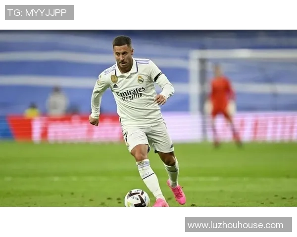 退役足球巨星盘点：曾经的球场传奇如今何去何从